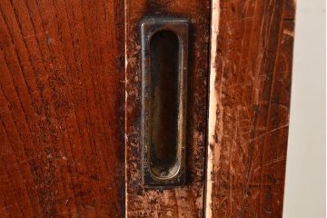 和製アンティーク　上質な空間づくりにおすすめ!前面にヒノキ材とケヤキ材を使った高級感漂う戸棚(収納棚、キャビネット)(R-047369)