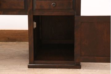 中古　北海道民芸家具　落ち着いた色合いがシックな雰囲気を漂わせる文机(片袖机、在宅ワーク、在宅用デスク)(R-047370)