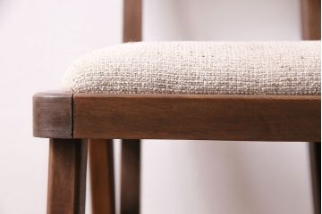 和製ヴィンテージ　温かみのある雰囲気が魅力の小ぶりなチェア(ダイニングチェア、椅子、ビンテージ)(R-047373)