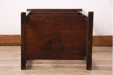 和製アンティーク　味わいがある、シンプルな松材製のラック(収納棚、飾り棚)(R-047376)