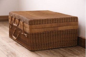 ヴィンテージ雑貨　激レア!大きめサイズのトランク型バスケット(かご、カゴ、小物収納、ビンテージ)(R-047378)