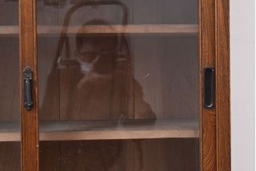 和製アンティーク　前面栓材　大正ロマンやレトロスタイルに合うガラス戸棚(収納棚、キャビネット)(R-047381)