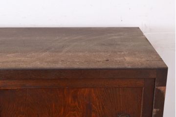 和製アンティーク　レトロな雰囲気たっぷり!シンプルなデザインの重ね戸棚(食器棚、収納棚)(R-047382)