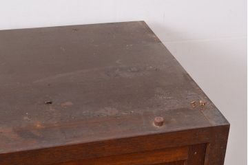 和製アンティーク　レトロな雰囲気たっぷり!シンプルなデザインが取り入れやすい戸棚(収納棚、キャビネット)(R-047384)