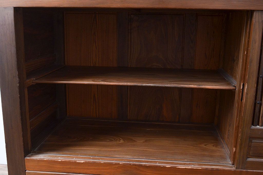 ビンテージ　民芸家具　総ヒノキ材製　1970年頃につくられた和の空間づくりにぴったりな水屋箪笥(重ね箪笥、収納棚、戸棚、ヴィンテージ)(R-047385)