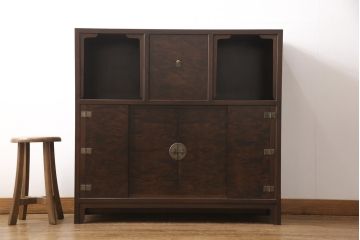 中古　松本民芸家具　高級感溢れる佇まいが魅力のF型朝鮮棚(定価約55万円)(飾り棚、収納棚)(R-047392)