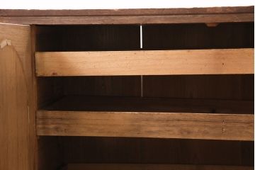 和製アンティーク　ガラスを入れて丸窓に!大正ロマン香る箪笥ローボード(収納棚)(R-047393)