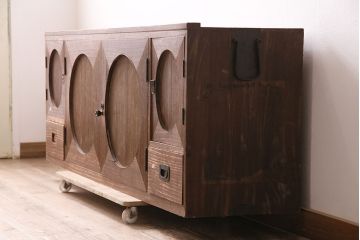 和製アンティーク　ガラスを入れて丸窓に!大正ロマン香る箪笥ローボード(収納棚)(R-047393)