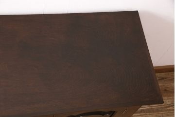 中古　松本民芸家具　クラシカルなデザインがお洒落なF型サイドボード(定価約53万円)(収納棚)(R-047395)