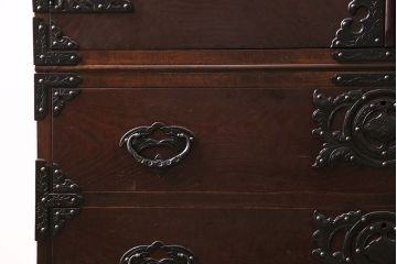 中古　岩谷堂箪笥をベースに使いやすく薄型リメイクする収納棚(本箱、キャビネット、上下バラ売り可能)(R-047398)