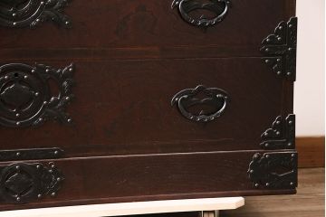 中古　岩谷堂箪笥をベースに使いやすく薄型リメイクする収納棚(本箱、キャビネット、上下バラ売り可能)(R-047398)