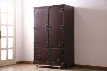 中古　岩谷堂箪笥をベースに使いやすく薄型リメイクする収納棚(本箱、キャビネット、上下バラ売り可能)(R-047398)