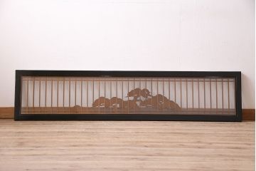 和製アンティーク　両面ガラス　松の彫りと格子が落ち着いた和の空間を演出する欄間(明り取り、建具)(R-047399)