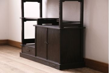 和製ヴィンテージ　指物家具　桑材の渋い木肌が和の趣を感じさせる飾り棚(茶棚、ビンテージ)(R-047405)