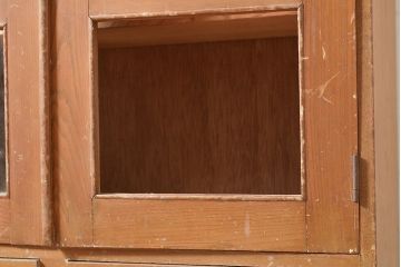 昭和レトロ　シンプルさが魅力的!温かみのある栓材製収納棚(戸棚、キャビネット)(R-047407)