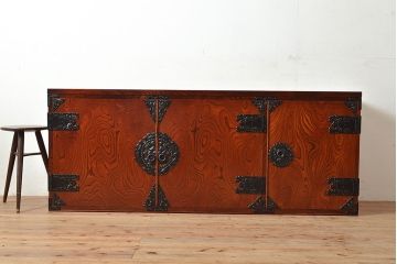 中古　民芸家具　岩谷堂箪笥　衣装盆付き　和モダンなお部屋にぴったりの箪笥サイドボード(ローボード、収納棚、着物箪笥、テレビ台)(R-047415)