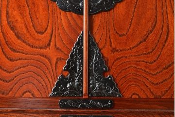 中古　民芸家具　岩谷堂箪笥　衣装盆付き　和モダンなお部屋にぴったりの箪笥サイドボード(ローボード、収納棚、着物箪笥、テレビ台)(R-047415)