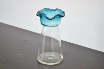 大正〜昭和初期　青フリル　ガラス花瓶(和ガラス、吹きガラス、氷コップ、花器、フラワーベース)(R-047423)