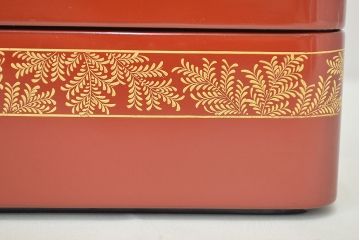 輪島塗　朱塗　信夫　沈金　木製二段重　/　奥田五右衛門　木製お盆(漆器)(R-047427)
