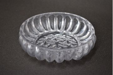 江戸ガラス　小皿(型吹きガラス、ギヤマン、ぎやまん)(R-047437)
