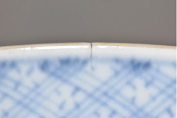 江戸幕末期　伊万里焼　唐草色絵　六寸皿2枚(中皿、和食器)(R-047452)