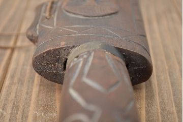 古い　アイヌ?　木刀　彫刻　お土産(郷土民芸品)(R-047460)