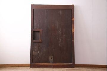 アンティーク建具　明治大正期　栗材　歳月を重ねた風合いが趣溢れる蔵戸(玄関戸、引き戸、建具)(R-047470)