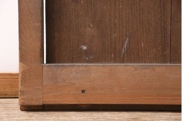 アンティーク建具　明治大正期　栗材　歳月を重ねた風合いが趣溢れる蔵戸(玄関戸、引き戸、建具)(R-047470)