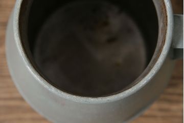 シャビーな雰囲気がお洒落なミルク缶(ペイント、牛乳缶、ディスプレイ、ガーデニング雑貨)(R-047473)