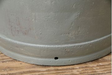 シャビーな雰囲気がお洒落なミルク缶(ペイント、牛乳缶、ディスプレイ、ガーデニング雑貨)(R-047473)