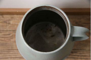 シャビーな雰囲気がお洒落なミルク缶(ペイント、牛乳缶、ディスプレイ、ガーデニング雑貨)(R-047473)
