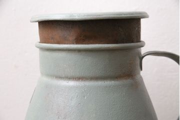 シャビーな雰囲気がお洒落なミルク缶(ペイント、牛乳缶、ディスプレイ、ガーデニング雑貨)(R-047473)