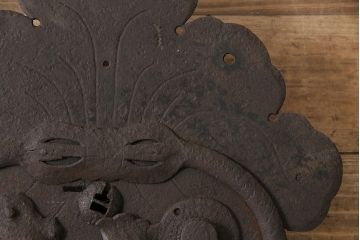 アンティーク雑貨　巾着モチーフが趣溢れる蔵戸の錠前金具(ディスプレイ雑貨、蔵戸パーツ)(R-047494)