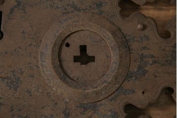アンティーク雑貨　繊細な意匠が施された空間のアクセントになる特大の蔵戸錠前金具(ディスプレイ雑貨、蔵戸パーツ)(R-047496)