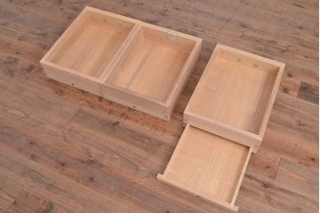 中古　菊の意匠金具が上質な和の空間を演出する加茂総桐箪笥(定価約100万円)(総桐たんす、和タンス、引き出し、衣装箪笥)(R-047507)