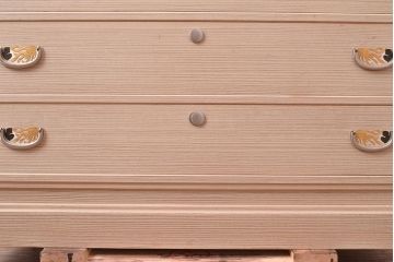 中古　菊の意匠金具が上質な和の空間を演出する加茂総桐箪笥(定価約100万円)(総桐たんす、和タンス、引き出し、衣装箪笥)(R-047507)