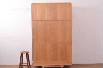 中古　菊の意匠金具が上質な和の空間を演出する加茂総桐箪笥(定価約100万円)(総桐たんす、和タンス、引き出し、衣装箪笥)(R-047507)