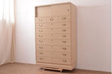 中古　菊の意匠金具が上質な和の空間を演出する加茂総桐箪笥(定価約100万円)(総桐たんす、和タンス、引き出し、衣装箪笥)(R-047507)