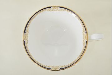 ウェッジウッド　WEDGWOOD　CAVENDISH　カップ&ソーサーなど4点(ジャスパー、ハートBOX、灰皿、アッシュトレイ)(R-047512)