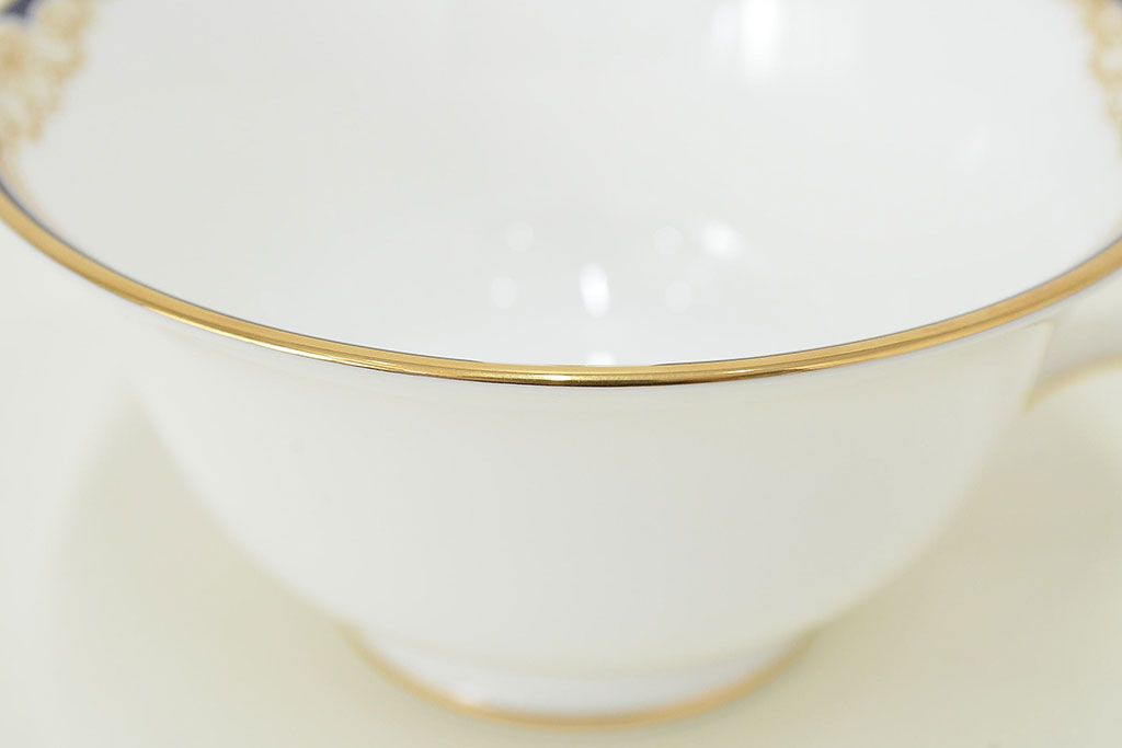 ウェッジウッド　WEDGWOOD　CAVENDISH　カップ&ソーサーなど4点(ジャスパー、ハートBOX、灰皿、アッシュトレイ)(R-047512)