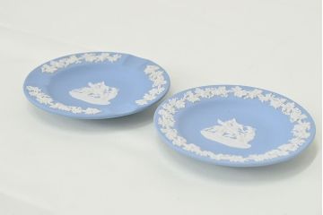 ウェッジウッド　WEDGWOOD　CAVENDISH　カップ&ソーサーなど4点(ジャスパー、ハートBOX、灰皿、アッシュトレイ)(R-047512)