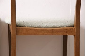 北欧ヴィンテージ　温かみのある雰囲気が魅力的なチーク材製のチェア4脚セット(ダイニングチェア、椅子、ビンテージ)(R-047519)