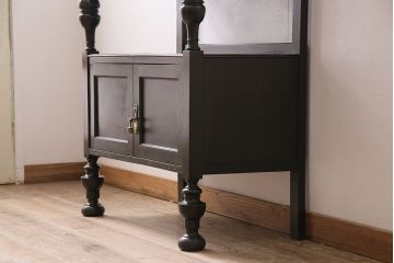 アンティーク　オーク材製　イギリスから届いた上品なデザインが魅力的なサービングテーブル(サービングボード、サイドボード、収納棚、戸棚)(R-047520)