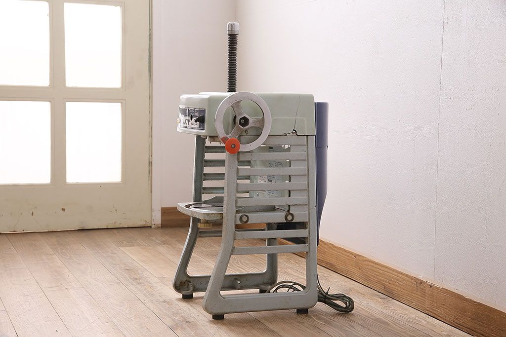 昭和レトロ　初雪(Hatsuyuki) 懐かしさを感じさせる電動かき氷機(R-047521)