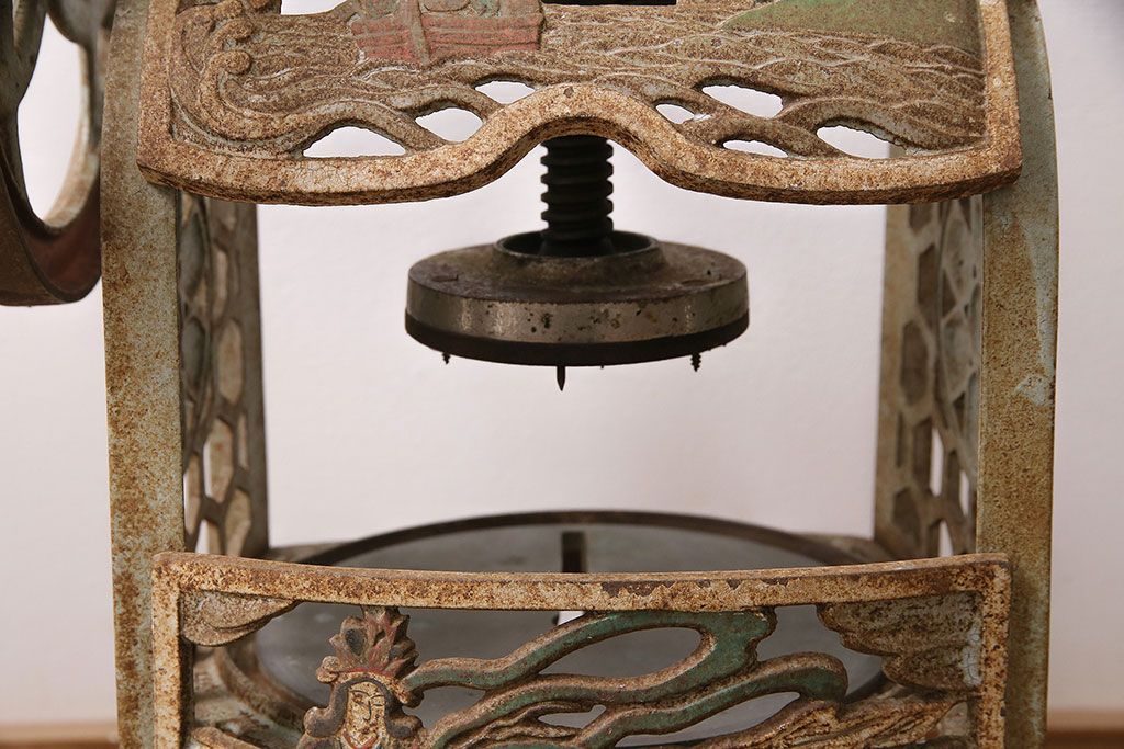 希少　初雪　ハツユキ　HATSUYUKI かき氷機　手動　昭和レトロ　インテリア 希少 初雪 ハツユキ HATSUYUKI かき氷機 手動 昭和レトロ インテリア