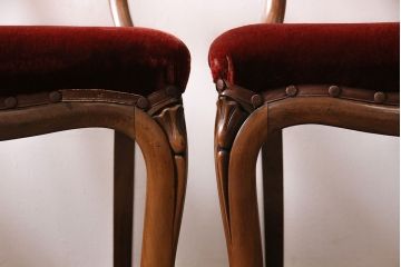 フランスアンティーク　ウォールナット材　気品漂う上質な空間作りにおすすめのチェア4脚セット(ダイニングチェア、椅子)(R-047524)