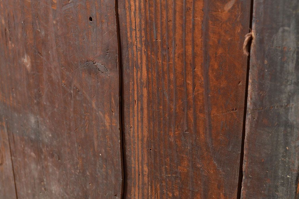 和製アンティーク　使い込まれた木味が魅力的!細かいものの収納にぴったりな薬箪笥(引き出し)(R-047529)