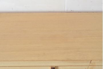 中古　民芸家具　総桐材　衣装盆付き　繊細な金具が上質な雰囲気を高める国産桐箪笥(重ね箪笥、和タンス、衣装箪笥、引き出し、桐たんす)(R-047531)