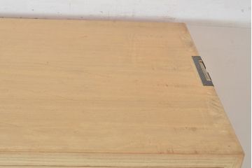 中古　民芸家具　総桐材　衣装盆付き　繊細な金具が上質な雰囲気を高める国産桐箪笥(重ね箪笥、和タンス、衣装箪笥、引き出し、桐たんす)(R-047531)