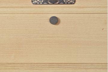 中古　民芸家具　総桐材　衣装盆付き　繊細な金具が上質な雰囲気を高める国産桐箪笥(重ね箪笥、和タンス、衣装箪笥、引き出し、桐たんす)(R-047531)